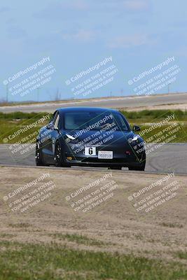 media/Apr-02-2023-Speed Ventures (Sun) [[5e759f4fdb]]/5-Tesla corsa A/session 2 Sunset/